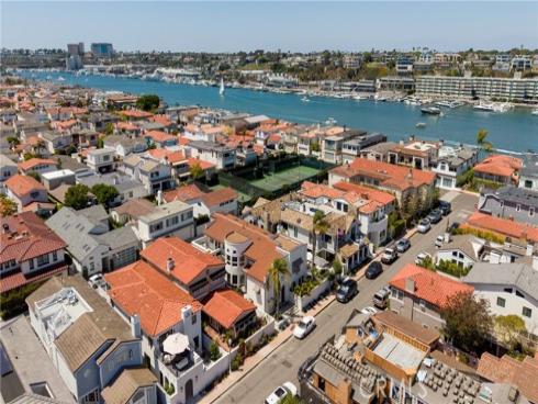209 Via Koron , Newport Beach, CA