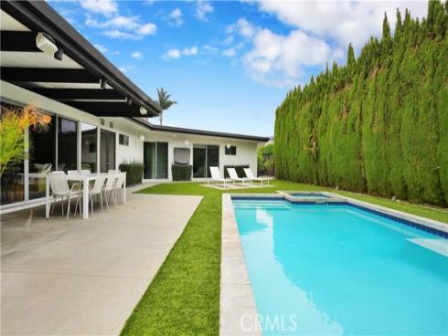 2000 Nautilus Lane, Newport Beach, CA