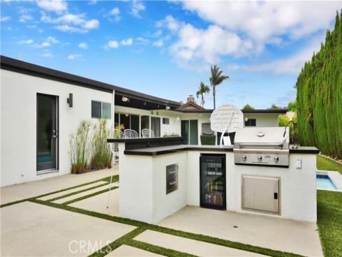 2000 Nautilus Lane, Newport Beach, CA
