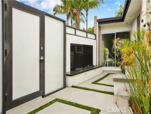 2000 Nautilus Lane, Newport Beach, CA