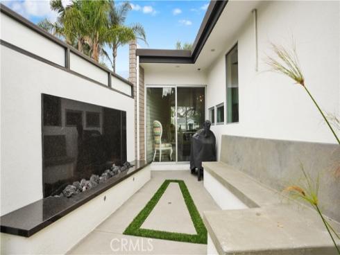 2000 Nautilus Lane, Newport Beach, CA