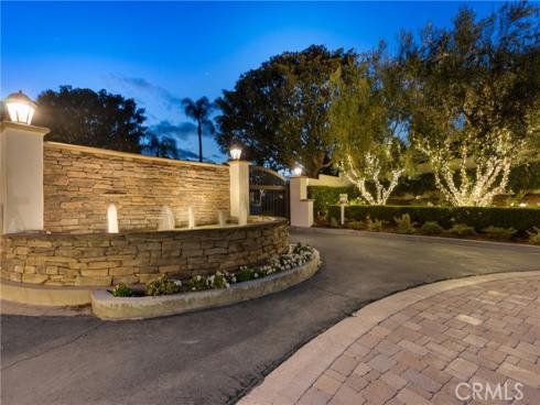 67 Pelican Court, Newport Beach, CA