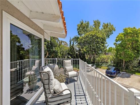 362  Vista Madera  , Newport Beach, CA