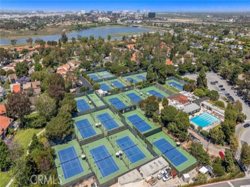 362  Vista Madera  , Newport Beach, CA