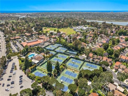 362  Vista Madera  , Newport Beach, CA