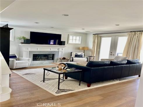 23  Edgewood  , Newport Beach, CA