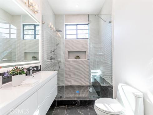20171  Bayview   Avenue, Newport Beach, CA
