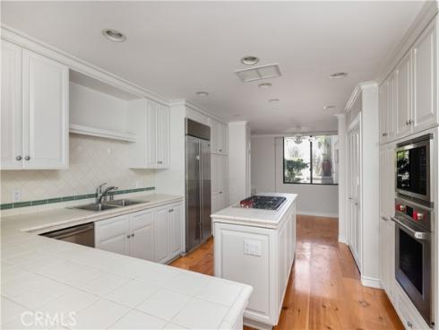 1061  Granville  , Newport Beach, CA