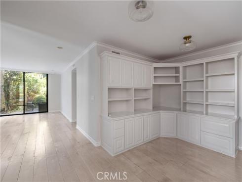 1061  Granville  , Newport Beach, CA