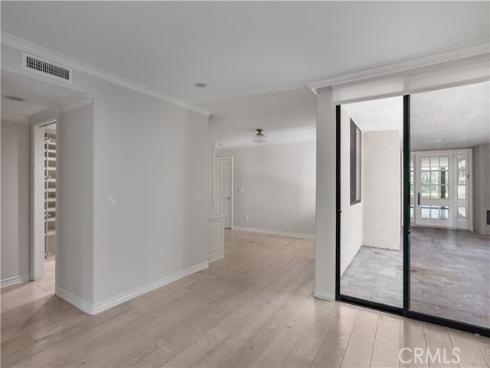 1061  Granville  , Newport Beach, CA