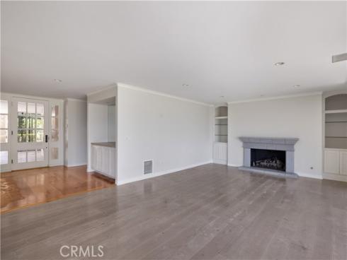 1061  Granville  , Newport Beach, CA