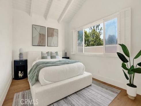 2211  Fortuna  , Newport Beach, CA