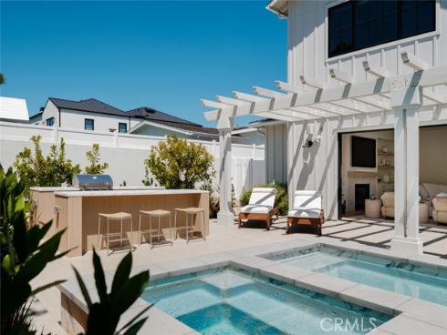 1423 Mariners , Newport Beach, CA