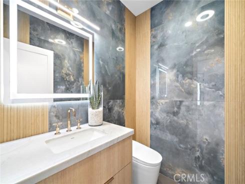 66  Cormorant  , Newport Beach, CA