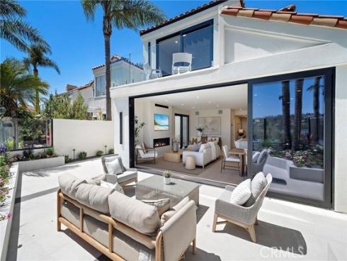 66  Cormorant  , Newport Beach, CA