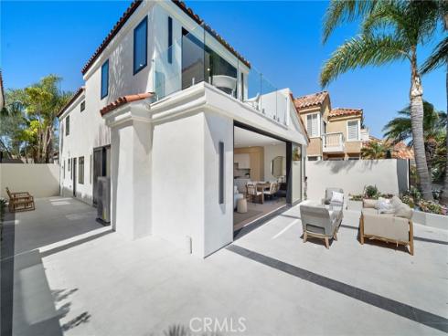 66  Cormorant  , Newport Beach, CA