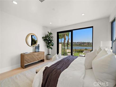 66  Cormorant  , Newport Beach, CA