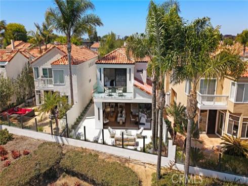 66  Cormorant  , Newport Beach, CA