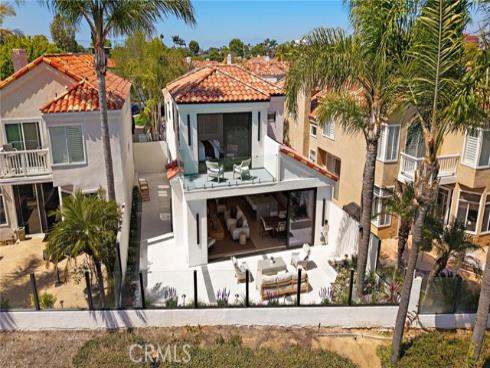 66  Cormorant  , Newport Beach, CA