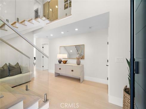 66  Cormorant  , Newport Beach, CA