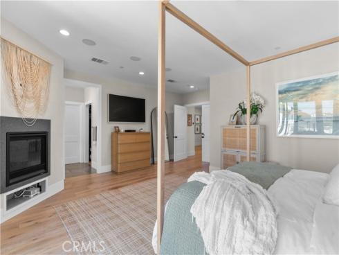 515 Tustin Ave , Newport Beach, CA