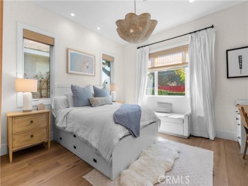 515 Tustin Ave , Newport Beach, CA