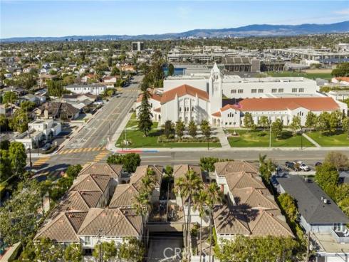 2101 E 15th  , Newport Beach, CA