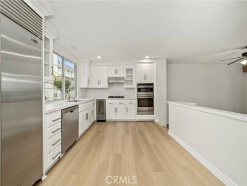 2101 E 15th  , Newport Beach, CA