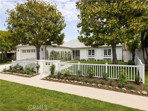1112 Pembroke Lane