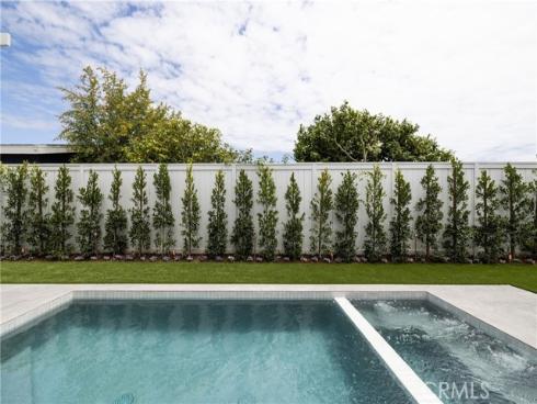 1112  Pembroke   Lane, Newport Beach, CA