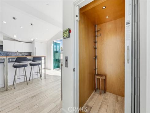 419 E Balboa , Newport Beach, CA