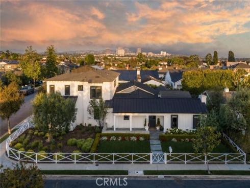 1230 Essex Lane, Newport Beach, CA