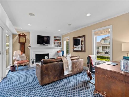 1230 Essex Lane, Newport Beach, CA