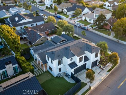 1230 Essex Lane, Newport Beach, CA