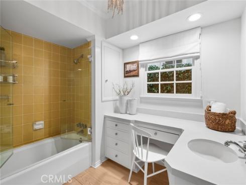 1411 E Bay , Newport Beach, CA