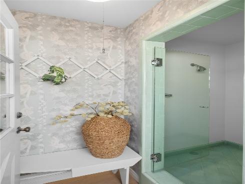1411 E Bay , Newport Beach, CA