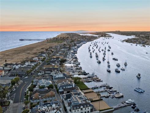 1411 E Bay  , Newport Beach, CA