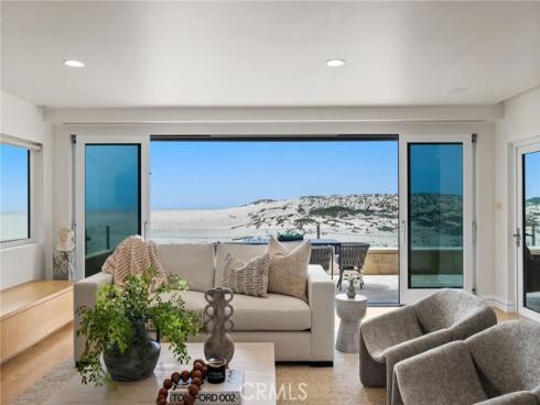 1554 E Oceanfront  , Newport Beach, CA