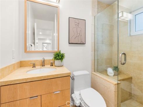 1554 E Oceanfront  , Newport Beach, CA
