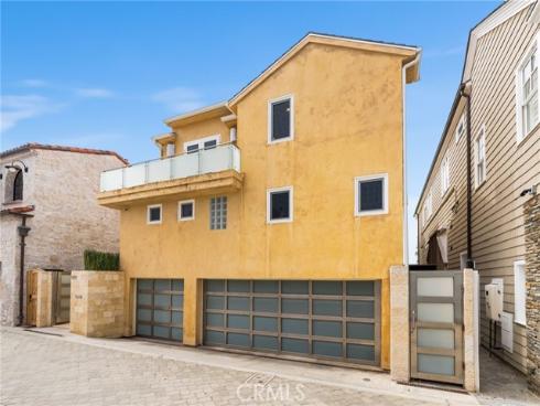 1554 E Oceanfront  , Newport Beach, CA