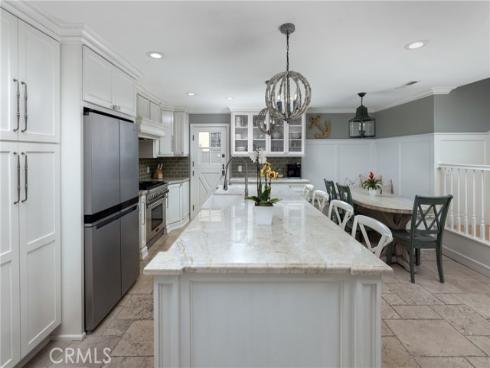 331 Walnut Street, Newport Beach, CA