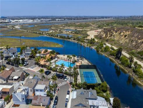 331 Walnut Street, Newport Beach, CA