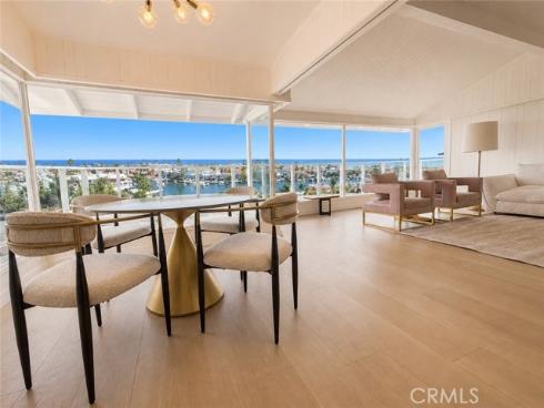 801  Kings  , Newport Beach, CA