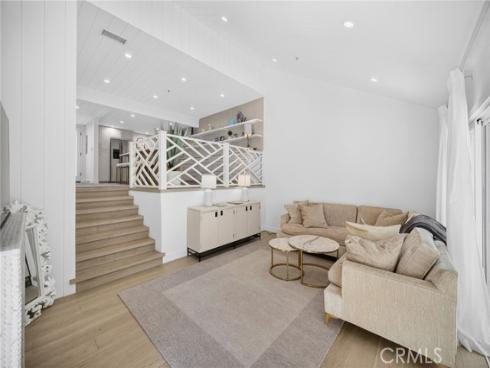 48 Sea Island Drive, Newport Beach, CA
