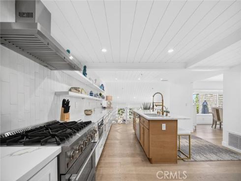 48 Sea Island Drive, Newport Beach, CA