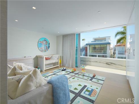 1220 W Bay   Avenue, Newport Beach, CA