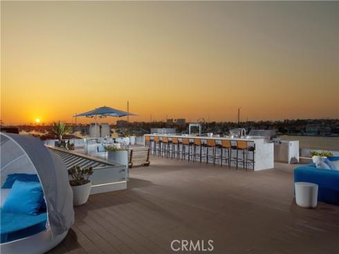 1220 W Bay   Avenue, Newport Beach, CA