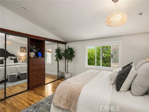 683  Vista Bonita  , Newport Beach, CA
