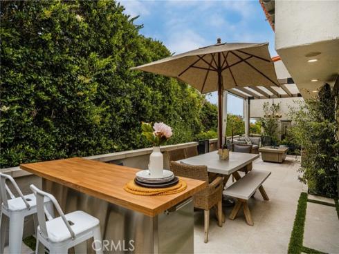 683  Vista Bonita  , Newport Beach, CA