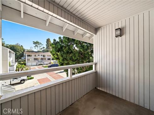 14 Baruna Court, Newport Beach, CA